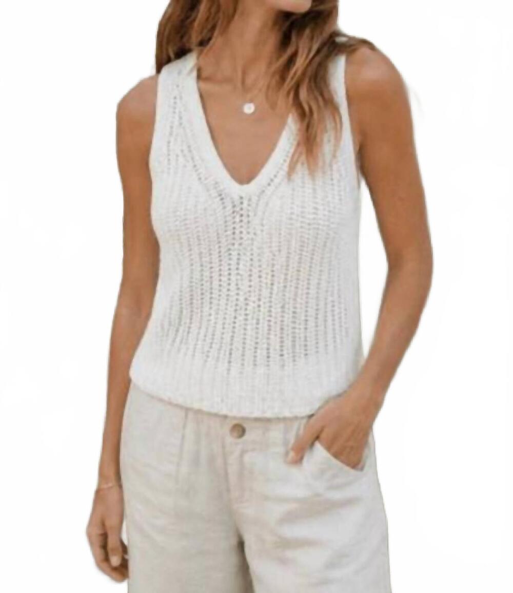 NEW SKIES ARE BLUE mesa morning tank top in white